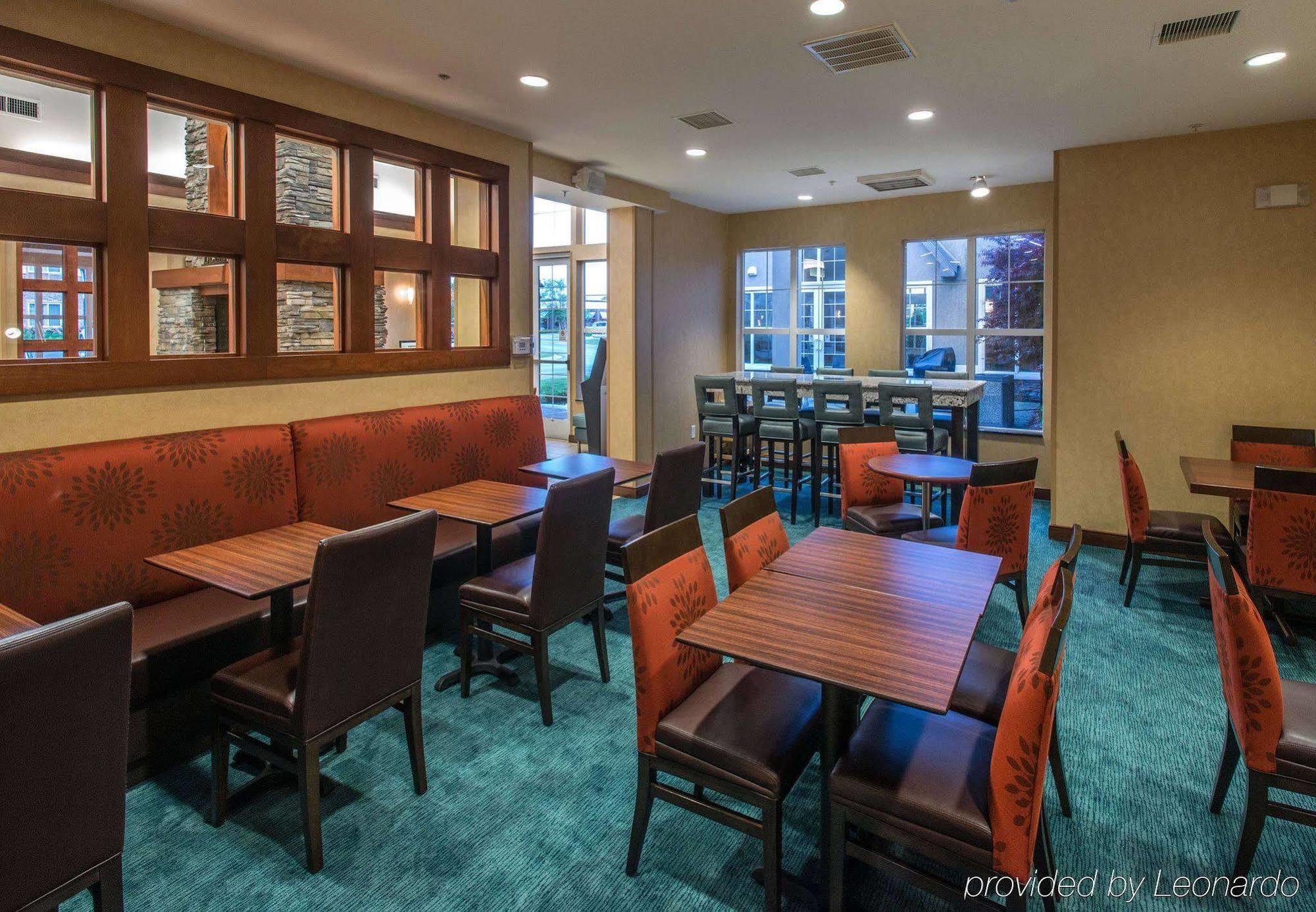Residence Inn By Marriott Fayetteville Cross Creek Exterior foto